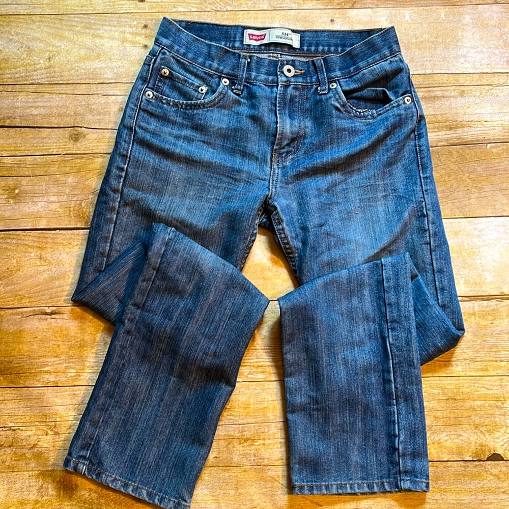 Levi's 26x26.   514 Straight